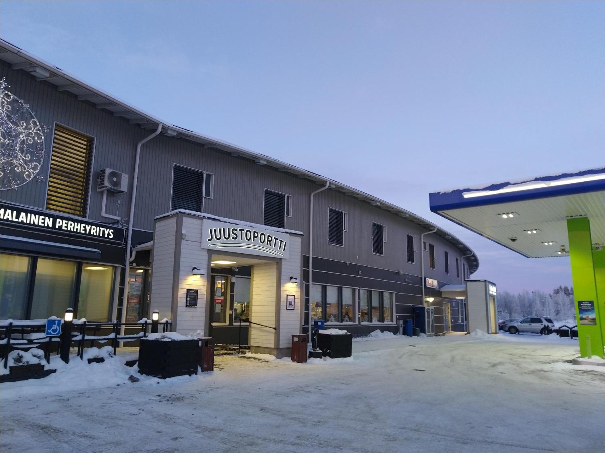 Hotelli Kaersaemaeki Exterior foto